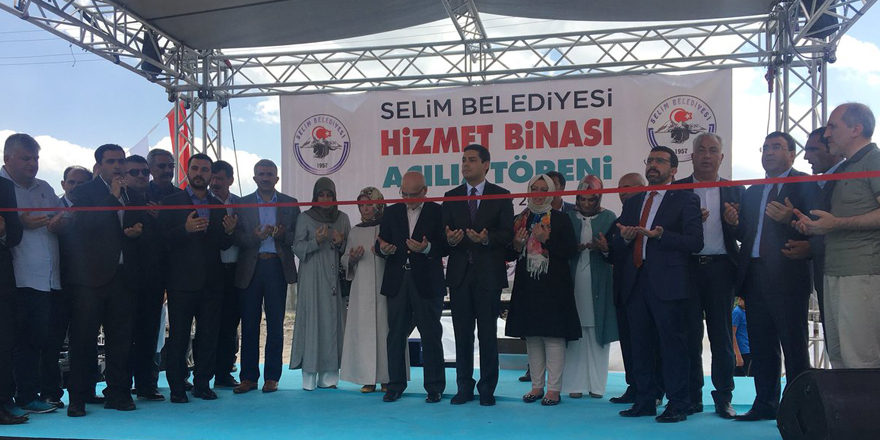Selim Belediyesi hizmet binası açıldı