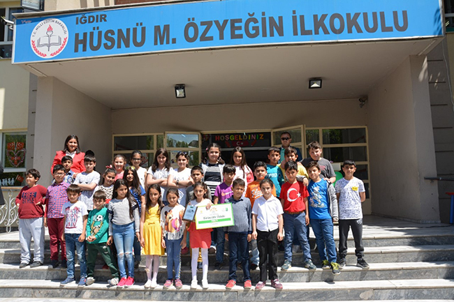 Türkiye birincisi olan öğrenciler ödüllendirildi