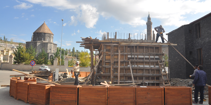 Kars’ta Vali Lala Mustafa Paşa Çeşmesinin inşaatı başladı