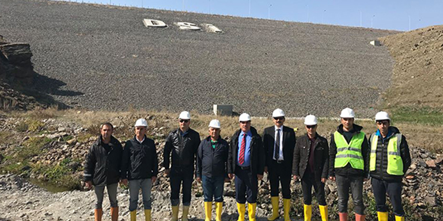 Kars Barajı inşaatındaki devam eden çalışmalar incelendi
