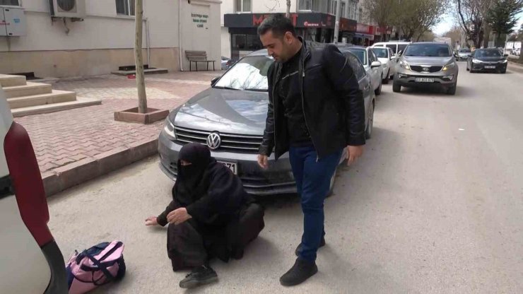 Elazığ’da dilenci operasyonu: Kimi ev aradığını söyledi, kimi de lavabolara saklandı