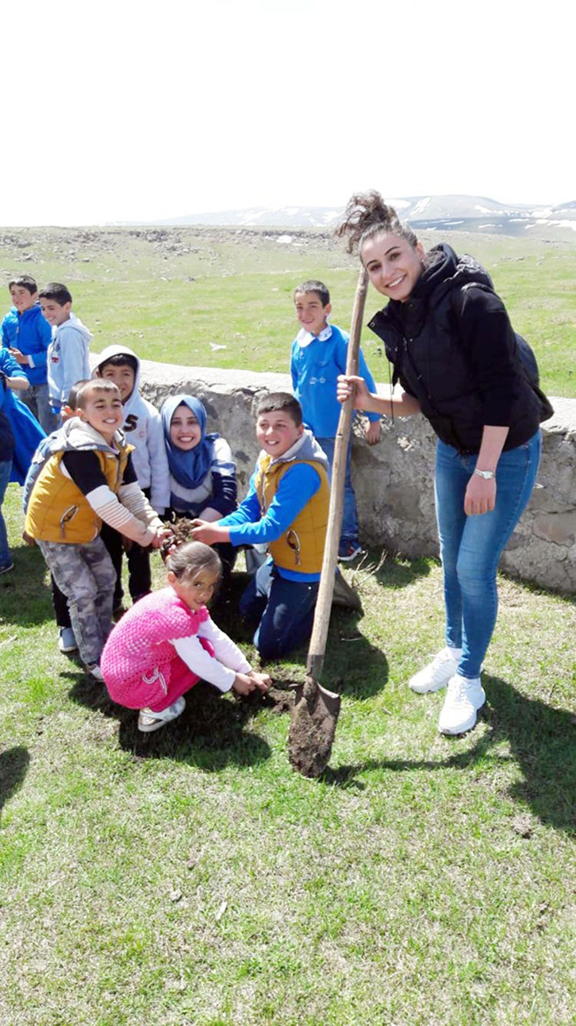 kyk’lilar-kardes-okullarda-fidan-dikti-(2).jpg